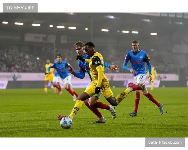 德甲欧冠席位争夺白热化,第二至第七名分差仅四分 德甲欧冠席位争夺白热化,第二至第七名分差仅四分